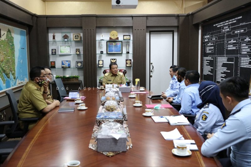 Gubernur Lampung dukung pembuatan paspor melalui program "Easy Passport"