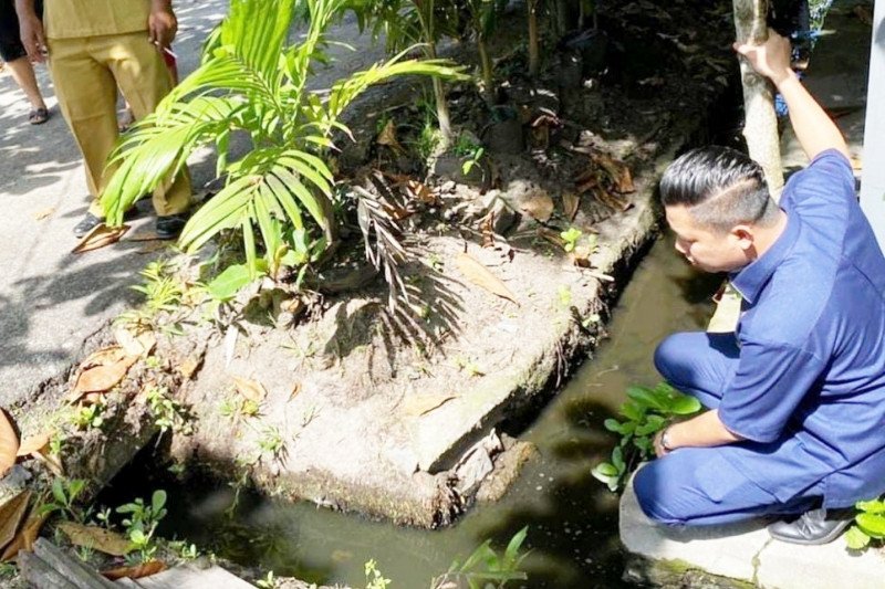 Drainase permukiman di Sampit perlu dibenahi mencegah banjir