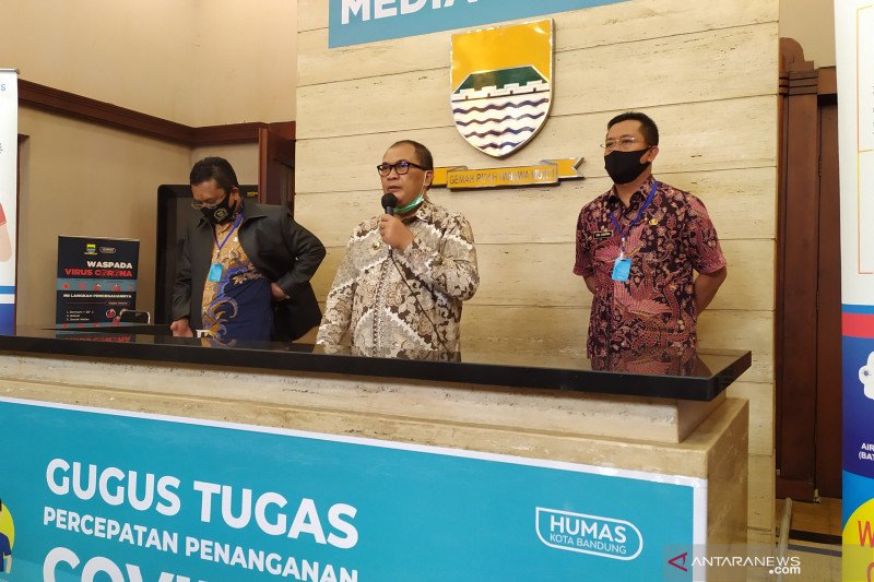 Pemkot Bandung izinkan hiburan malam dan bioskop beroperasi