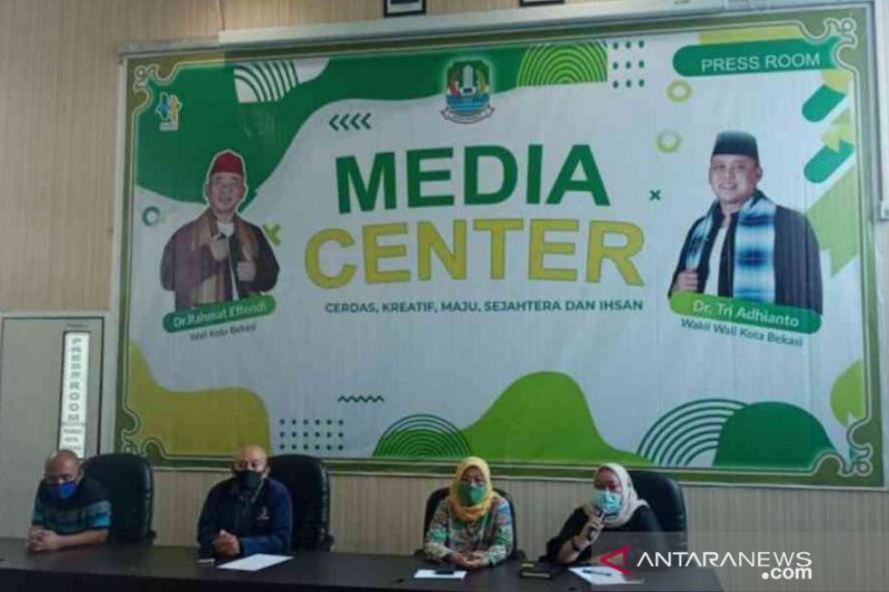 Kota Bekasi salurkan 1.888 paket bantuan Presiden untuk buruh kena PHK