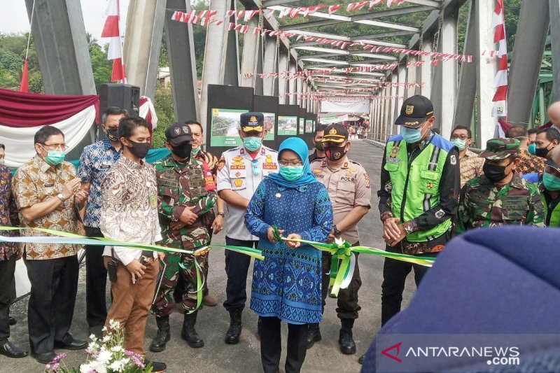 Bupati Bogor resmikan jembatan Ciseeng-Rumpin