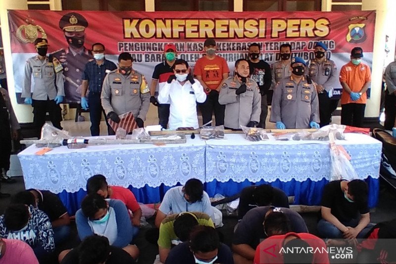Bertambah 56 orang. tersangka perusakan rumah di Situbondo
