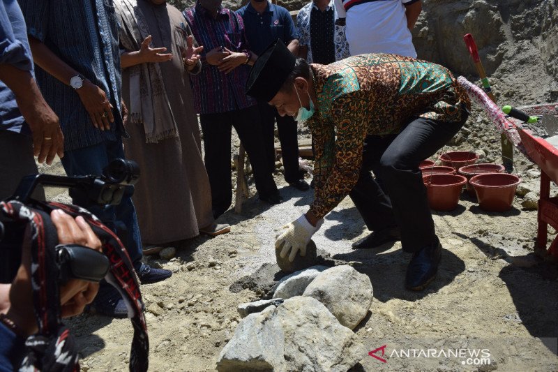 Pemkot Palu bangun Tugu Tadulako Songgolangi