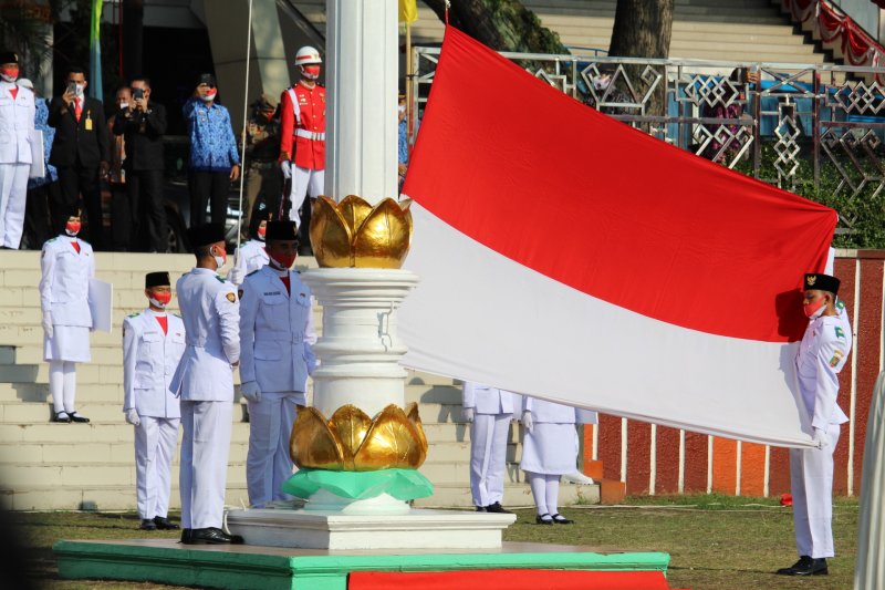 Pelaksanaan upacara HUT Ke-75 RI di tengah pandemi COVID-19