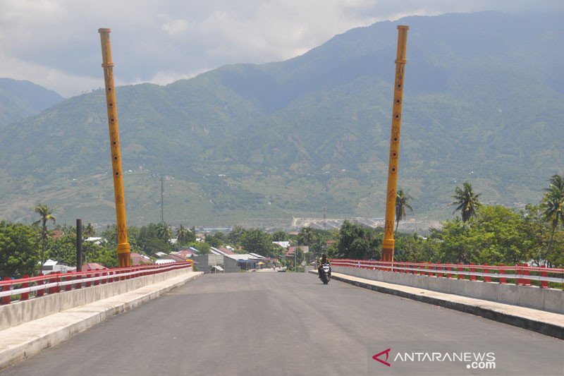 Jembatan Palu lima