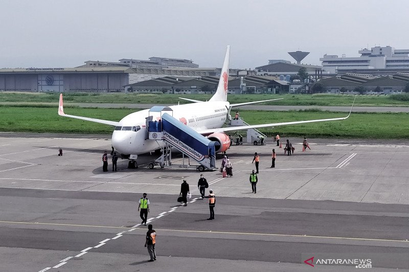 Pemkot Bandung harap aktifnya pesawat jet di Bandara Husein angkat wisata