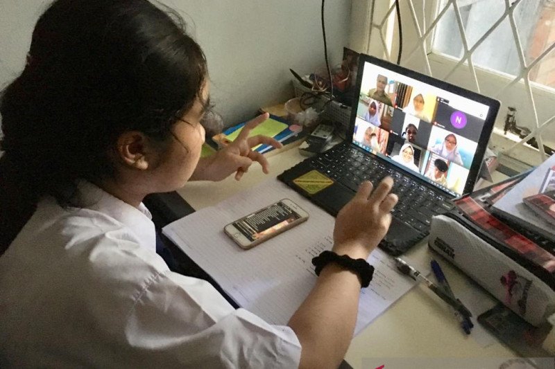 Dana BOS dapat digunakan untuk kebutuhan belajar daring di Kepri