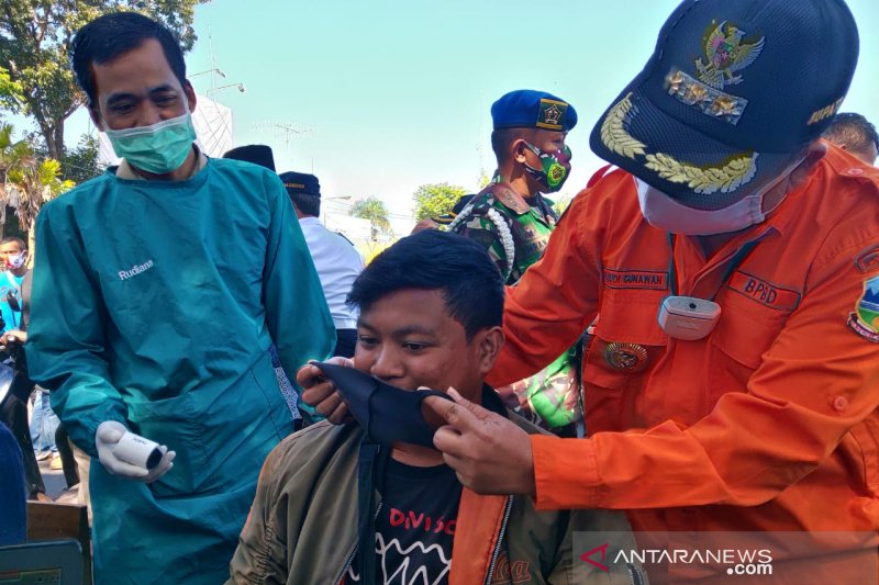 Pemkab Garut anggarkan Rp7,5 miliar untuk pembuatan masker anak-anak sekolah