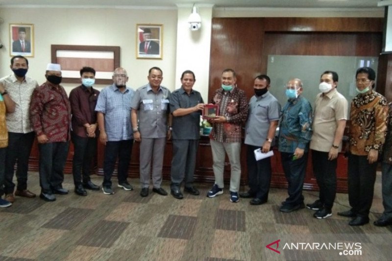 DPRD Sumut pelajari pembahsan Ranperda BUMD ke DPRD Sumbar