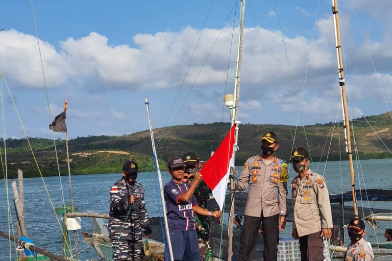 Polres Bintan tangani pembakaran kapal di Tambelan