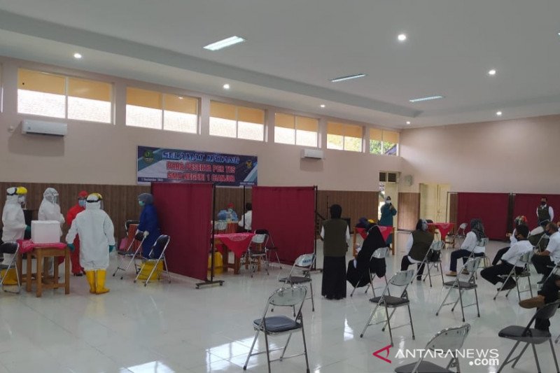 4.500 guru SMA/SMK di Cianjur ditargetkan jalani tes cepat dan usap
