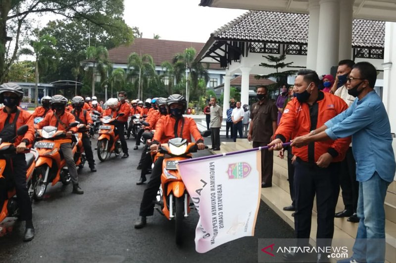 Pemkab Ciamis libatkan PT Pos untuk kirim dokumen kependudukan warga