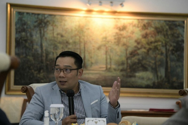Ridwan Kamil jaga fisik agar prima jelang penyuntikan vaksin kedua