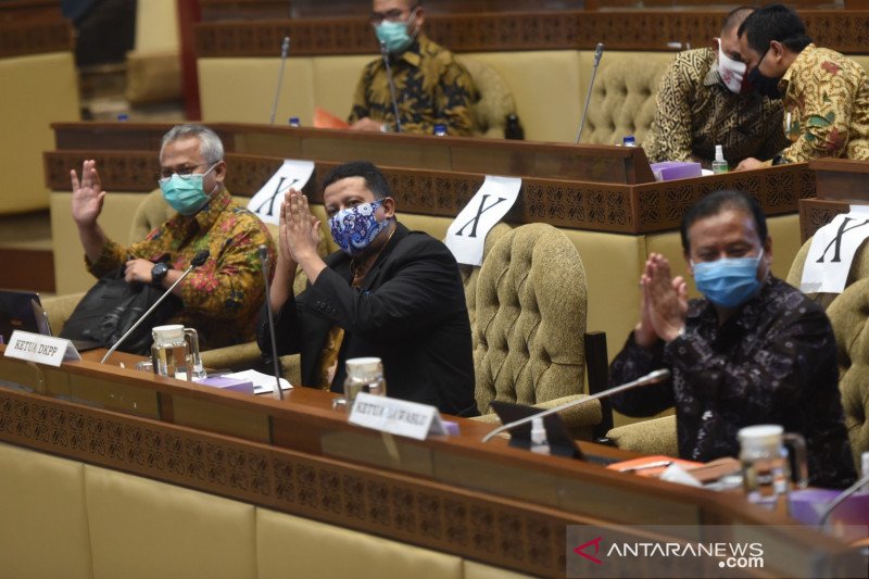Ini proses penindakan pelanggar protokol COVID-19 Pilkada