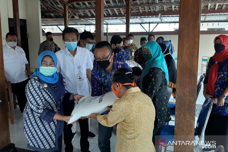 57.531 KPM di Gunung Kidul mendapat bantuan sosial beras