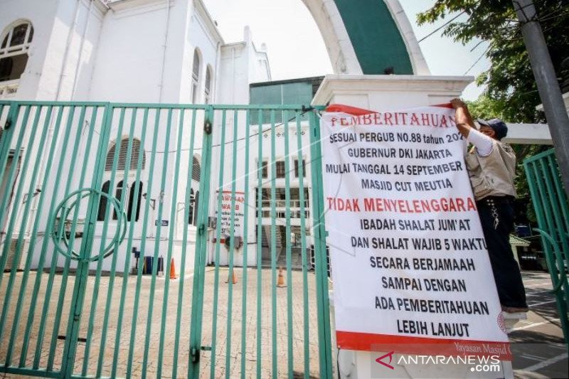 Masjid Cut Meutia Ditutup