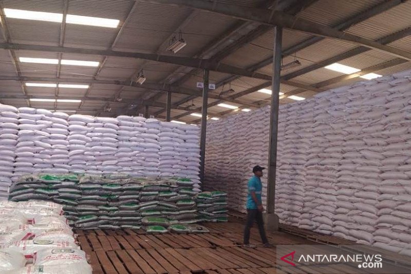 Pupuk Kujang: Stok pupuk bersubsidi di gudang Cianjur masih memadai