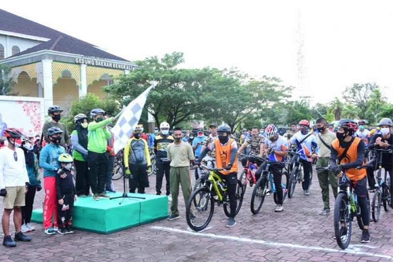Lepas peserta fun bike, ini harapan Bupati Bengkalis
