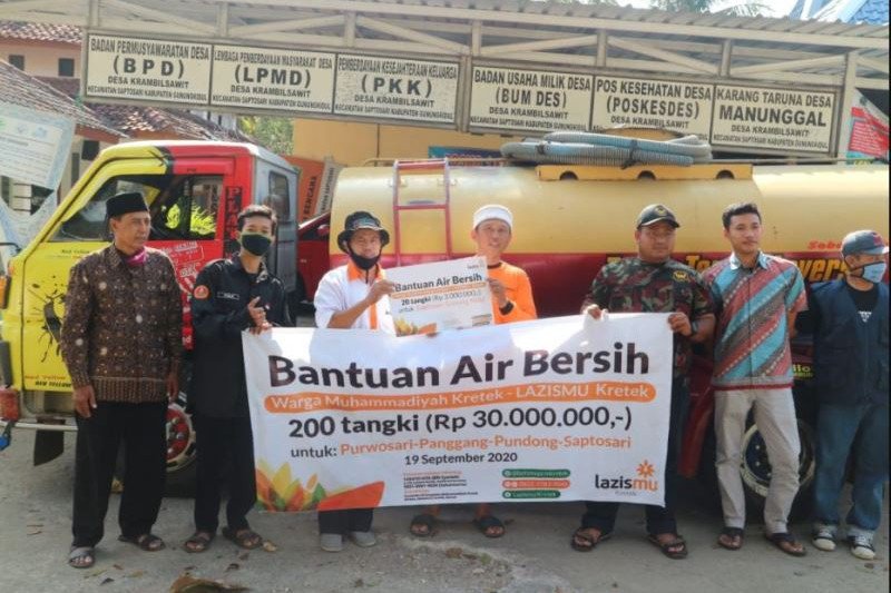 Lazismu Kretek salurkan 200 tangki air ke Bantul dan Gunung Kidul