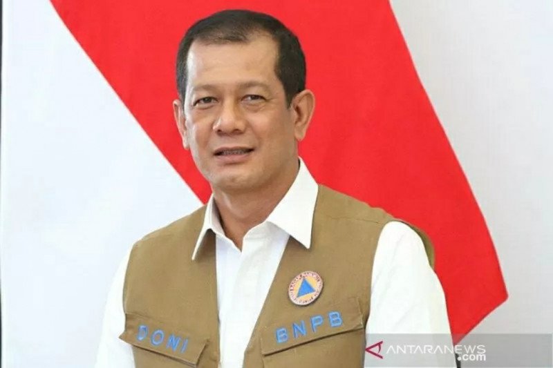 Kemarin, Ketua KPU positif, korban teroris hingga masalah kerumunan di Pilkada