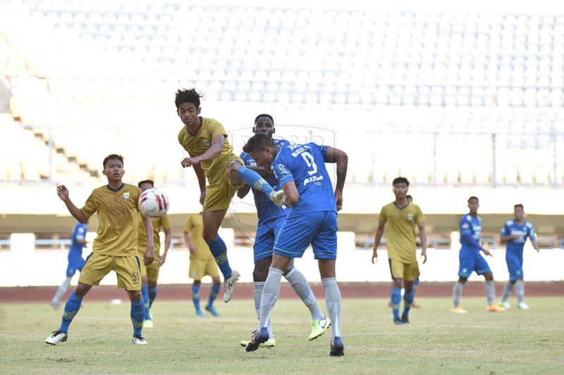 Persib berondong tim Liga 3 dengan 26 gol tanpa balas