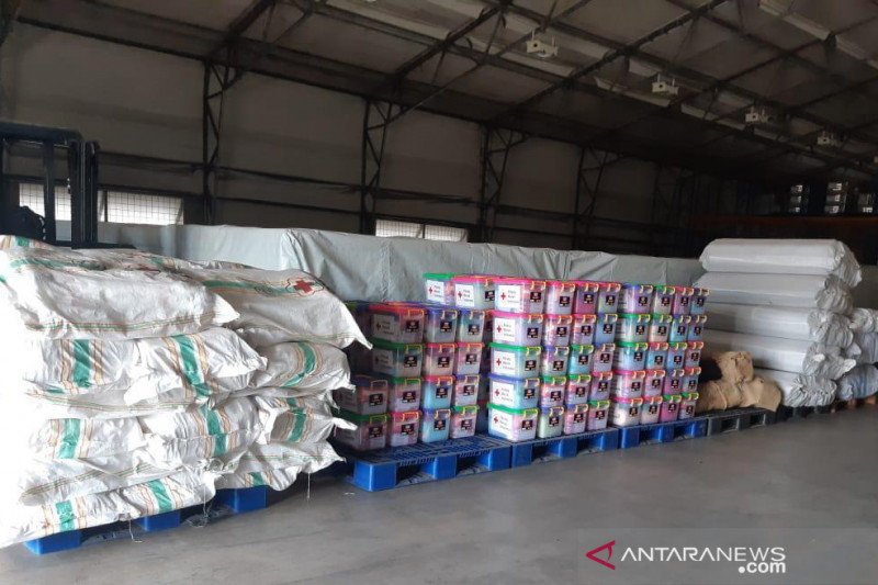 PMI kirim logistik bantuan untuk korban banjir di Sukabumi