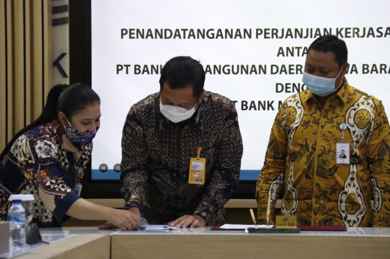 Bank BJB dan Bank Mantap sinergi penyaluran kredit Rp500 miliar