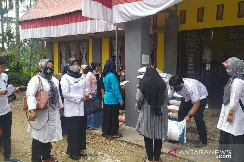 Pemkot Payakumbuh mulai salurkan bantuan sosial beras dari Kemensos