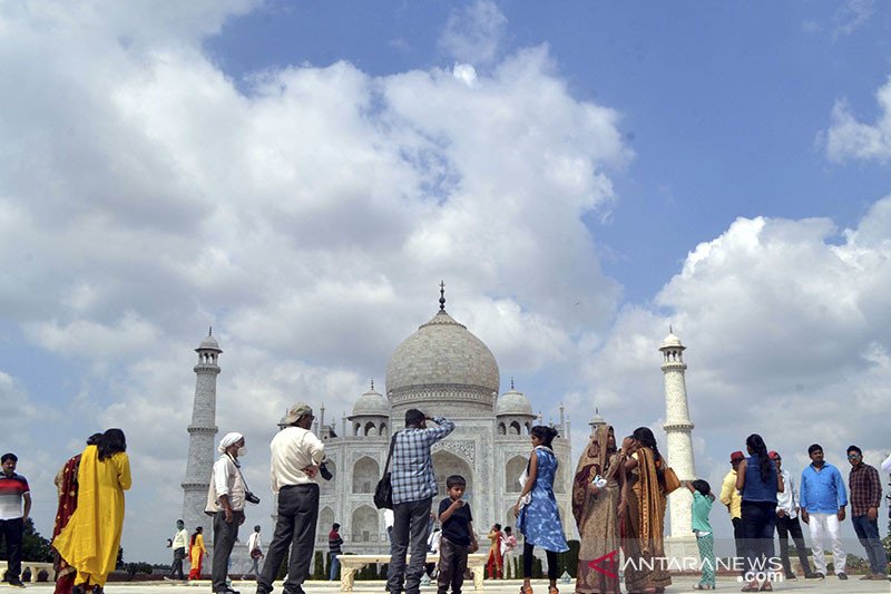 Infeksi COVID-19 di India naik jadi 6,39 juta kasus