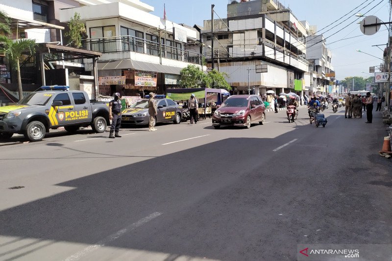 Pemkot Bandung akhirnya ubah kebijakan penutupan Jalan Otista