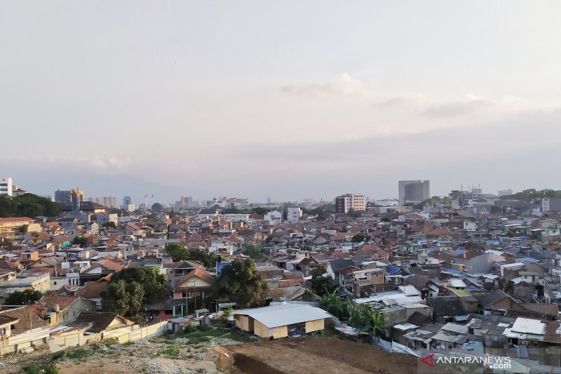 Kota Bandung masih peringkat pertama kasus COVID-19 se-Bandung Raya