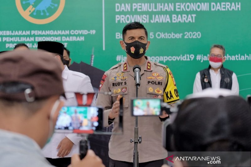 Kapolda Jabar minta buruh terapkan protokol kesehatan ketat jika gelar aksi