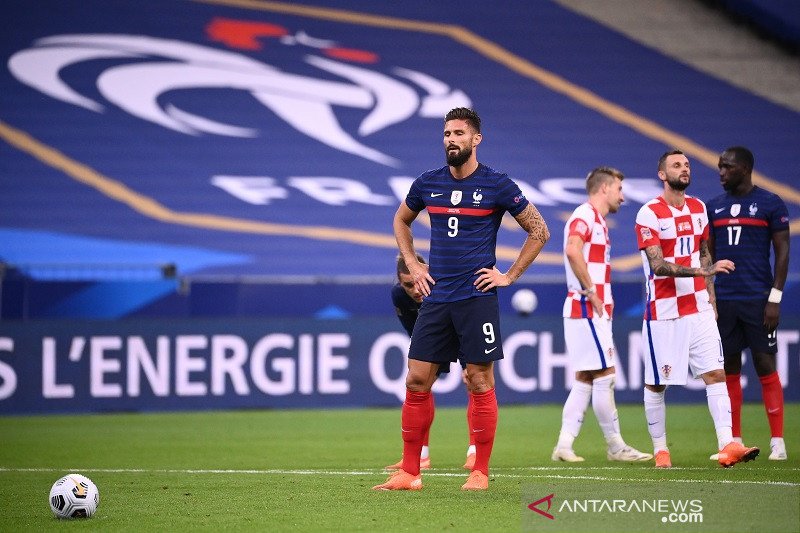 Olivier Giroud dipuji Deschamps jelang penampilan ke-100 untuk timnas Prancis,