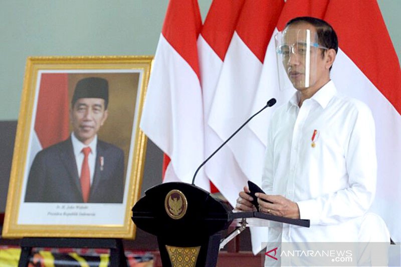 Presiden Jokowi tegaskan pentingnya bank tanah diatur dalam UU Ciptaker