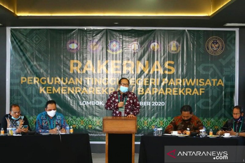 Rakernas PTN Pariwisata digelar di Lombok
