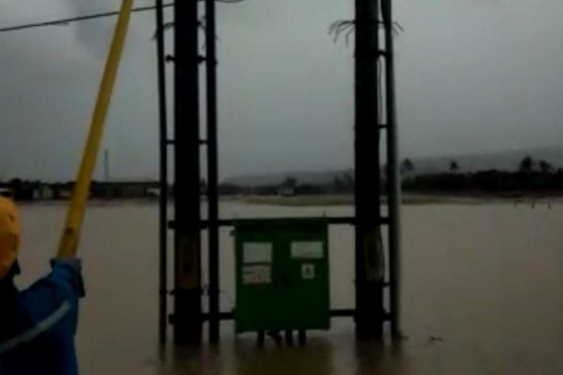 298 gardu PLN terendam banjir Pameungpeuk Garut