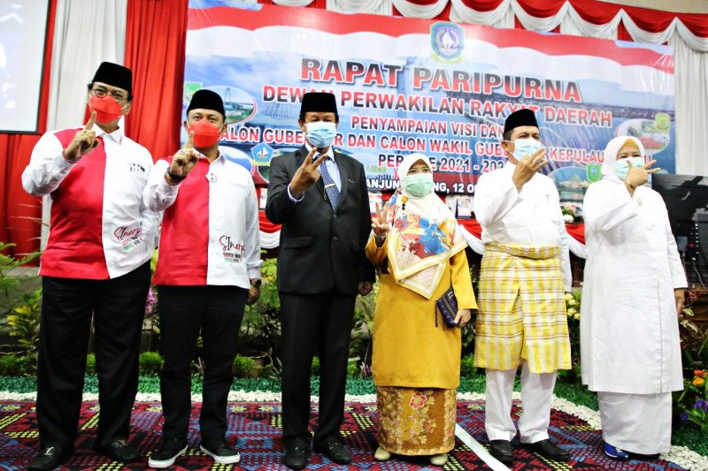 Para kandidat Pilgub Kepri adu visi dan misi di kantor DPRD