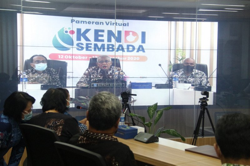 Stafsus Menkop UKM membuka pameran virtual UMKM Sleman "Kendi Sembada"