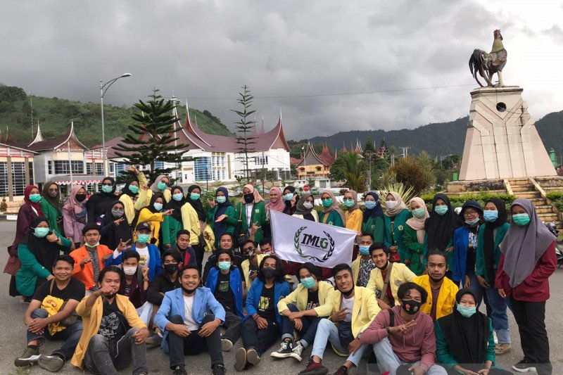 Aliansi mahasiswa audiensi ke kantor bupati Solok bahas UU Cipta Kerja