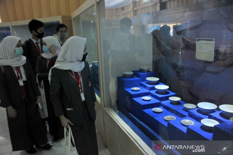 Belajar bersama di Museum Taman Purbakala Kerajaan Sriwijaya