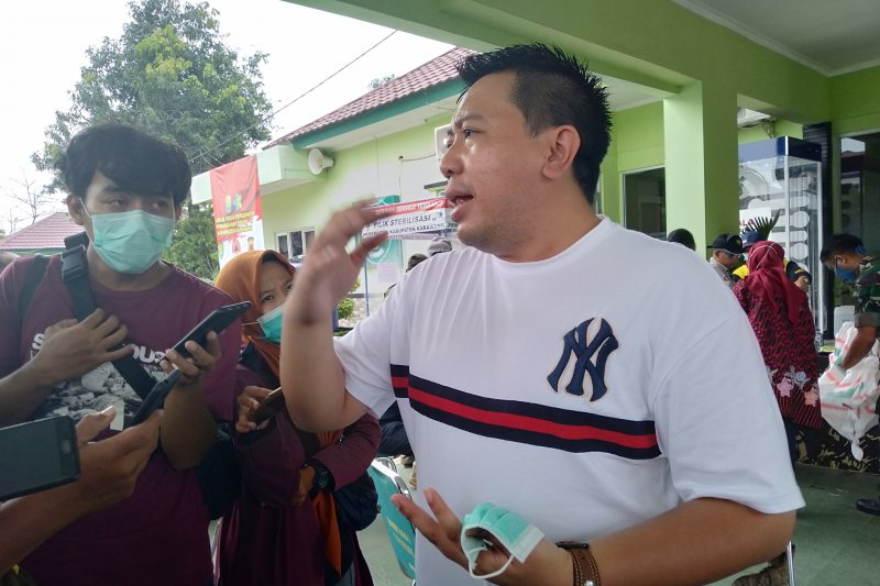 Ranjang rumah sakit ditambah seiring tingginya kasus COVID-19 di Karawang