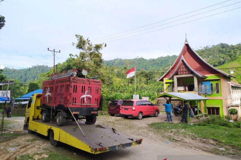 Kampung Ampalu segera "disentuh" sinyal komunikasi