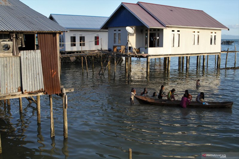 BEDAH RUMAH PROGRAM KEMENTERIAN DESA