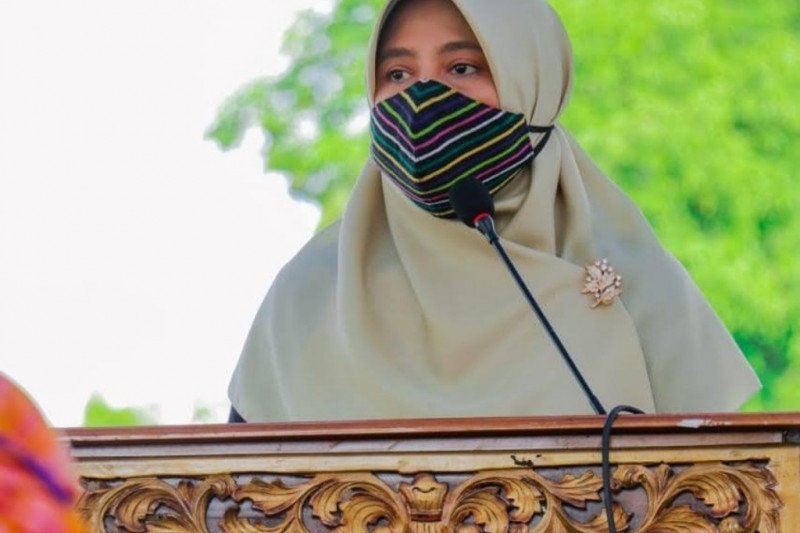 Perajin NTB didorong terus berkarya dengan menerapkan protokol kesehatan