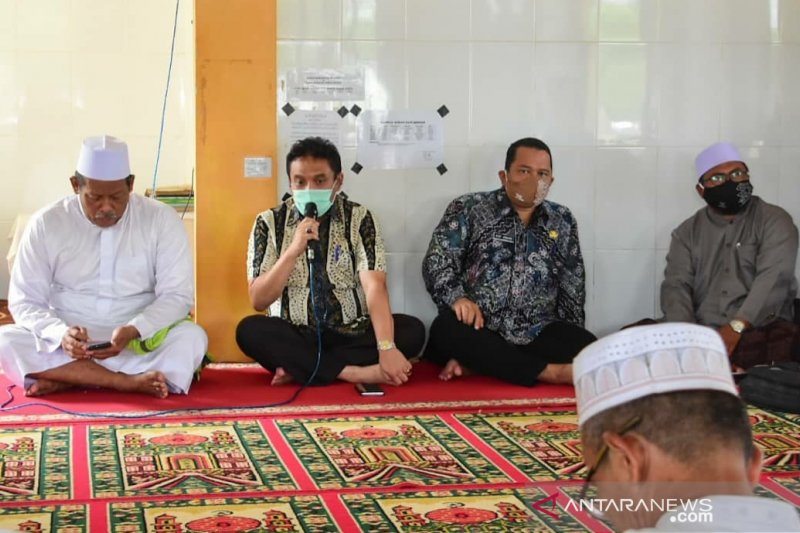 Pengelola pesantren di Karawang diimbau disiplin terapkan prokes