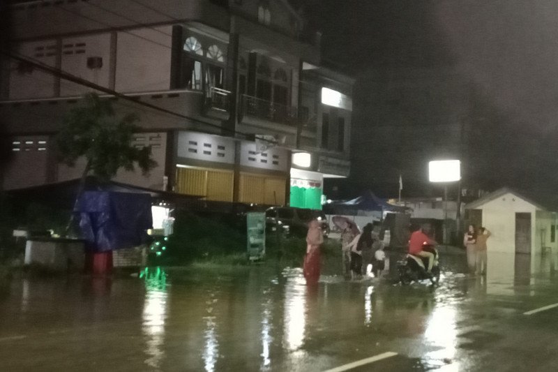 Air pasang rob Tarakan