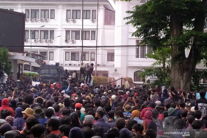 Dinkes Kota Bandung: Unjuk rasa berpotensi jadi klaster COVID-19