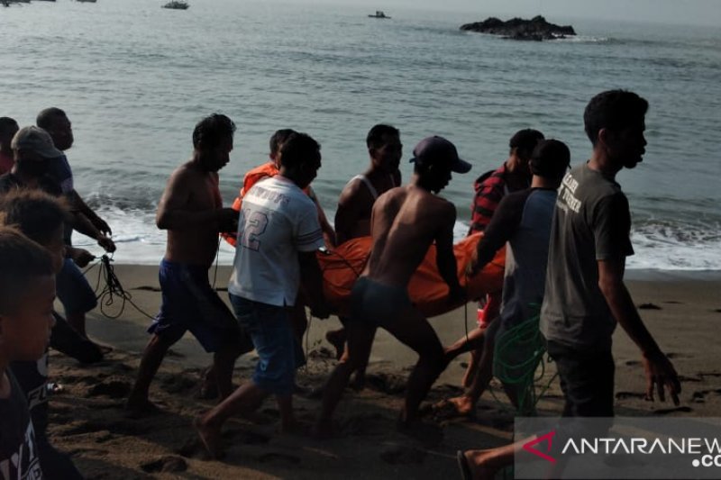 Penyelam tewas tenggelam di Pantai Minajaya, Sukabumi