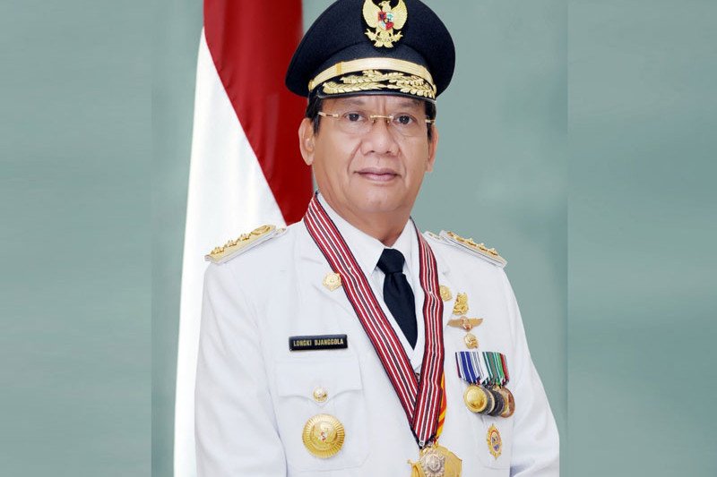 Gubernur Sulawesi Tengah terima Penghargaan CBNC Indonesia Award