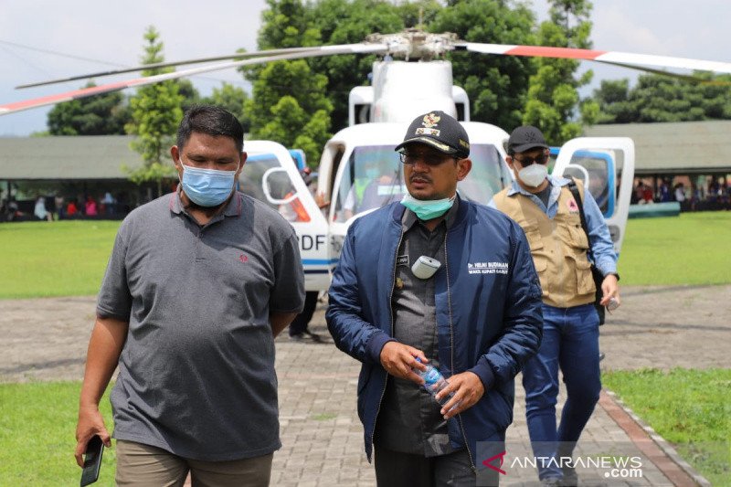 BNPB periksa kondisi hutan rusak penyebab banjir bandang di Garut